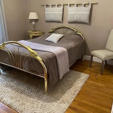 Libellule Holiday home Carignan